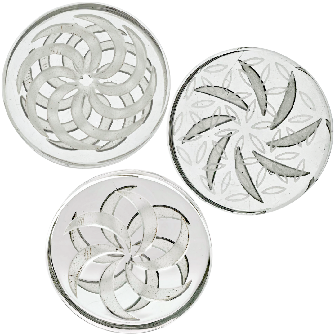 A75276 Clear Weed Carb Caps 2" Carved Spinner Disc Carb Cap - Image 1