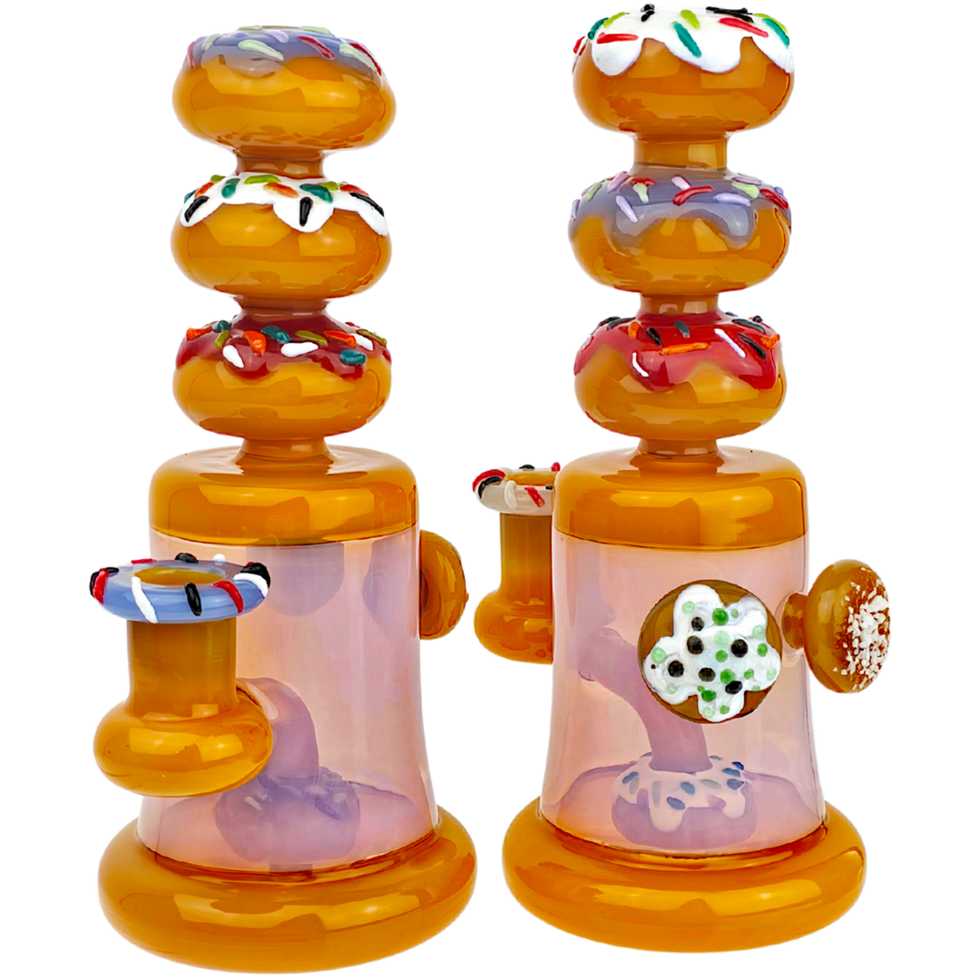 FGP6306 Donut Dab Rigs 7" Stacked Donut w/ Perc & Donut Cab on Back Rig - Image 1